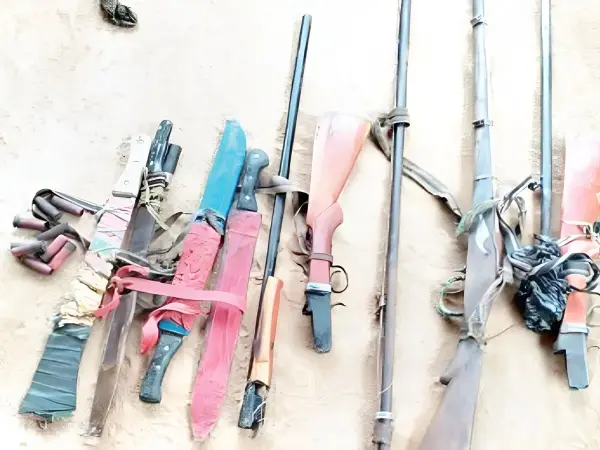 BREAKING: Another set of Kano hunters intercepted with arms, ammunition in Edo