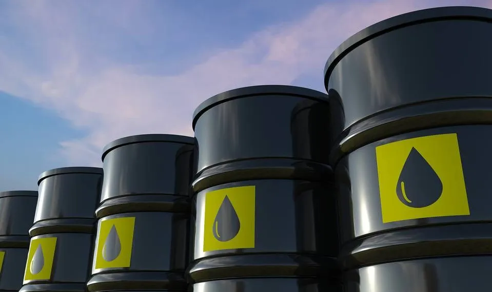 Oil prices jump 9 per cent amid US/Israel war on Iran